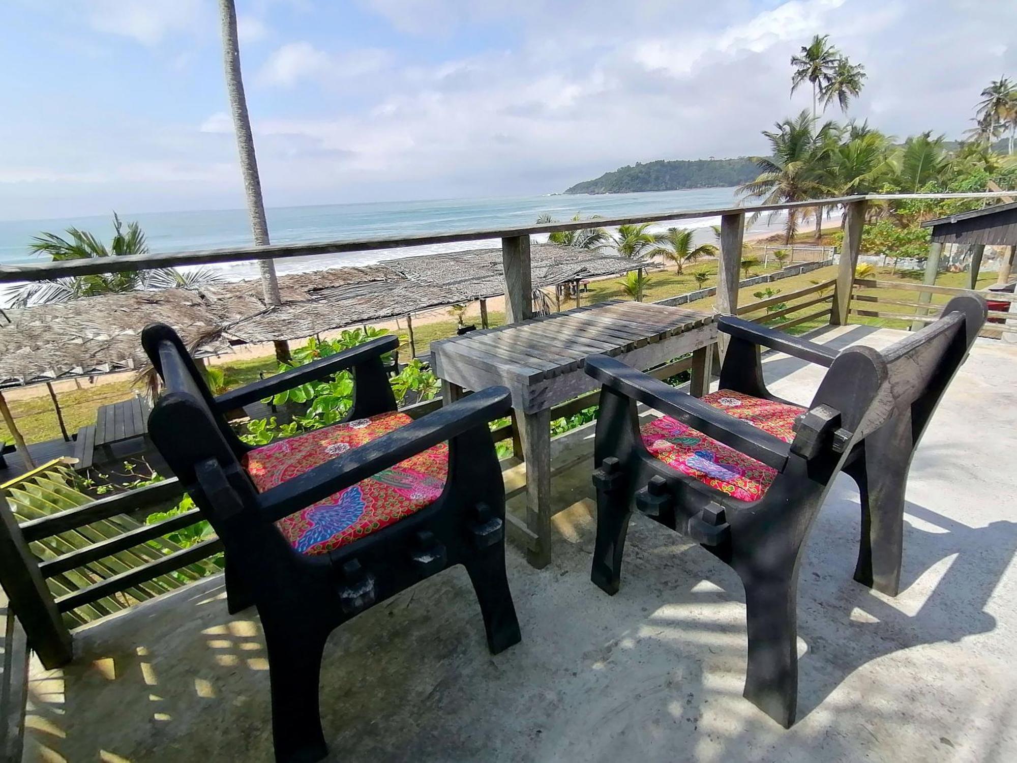 Afro Beach Eco Resort Butre Ruang foto