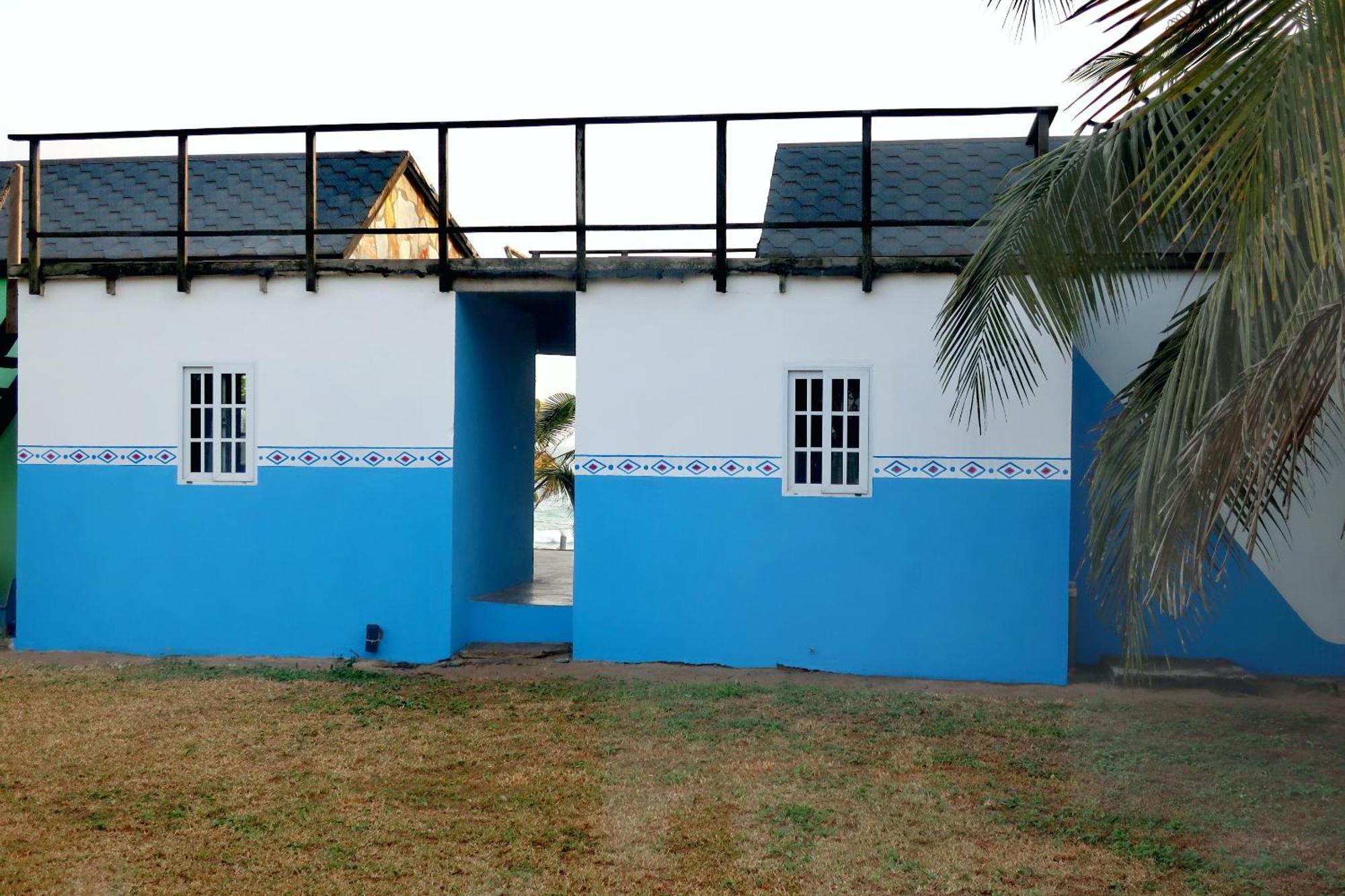 Afro Beach Eco Resort Butre Ruang foto