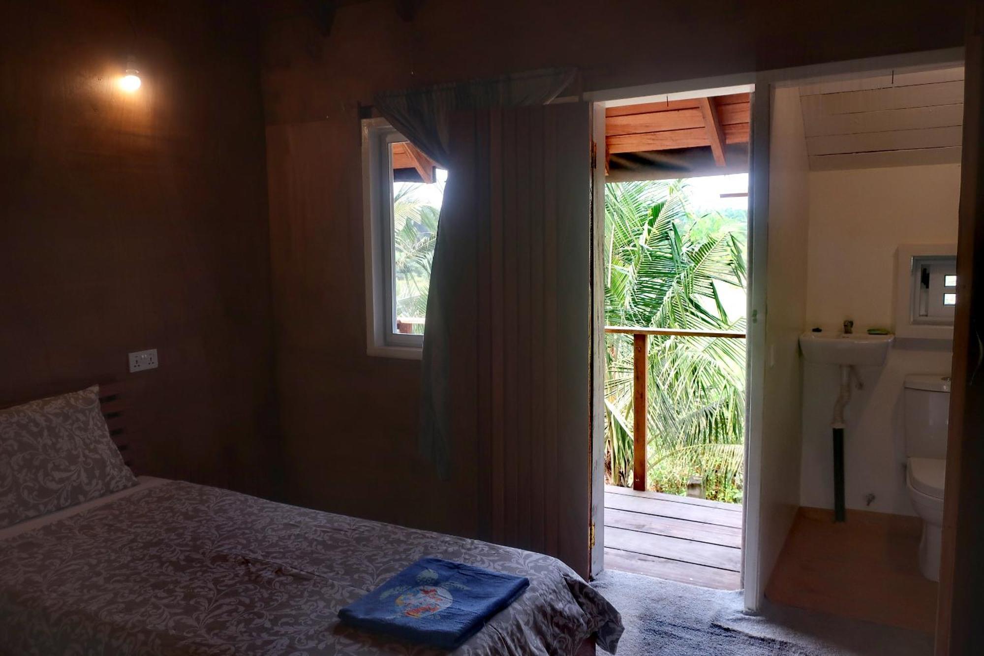 Afro Beach Eco Resort Butre Ruang foto